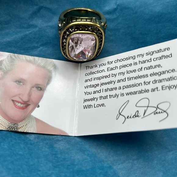 Heidi Daus Ring Swarovski Crystal  Ring Size 6(?) ** Wearable Art** - Picture 2 of 16